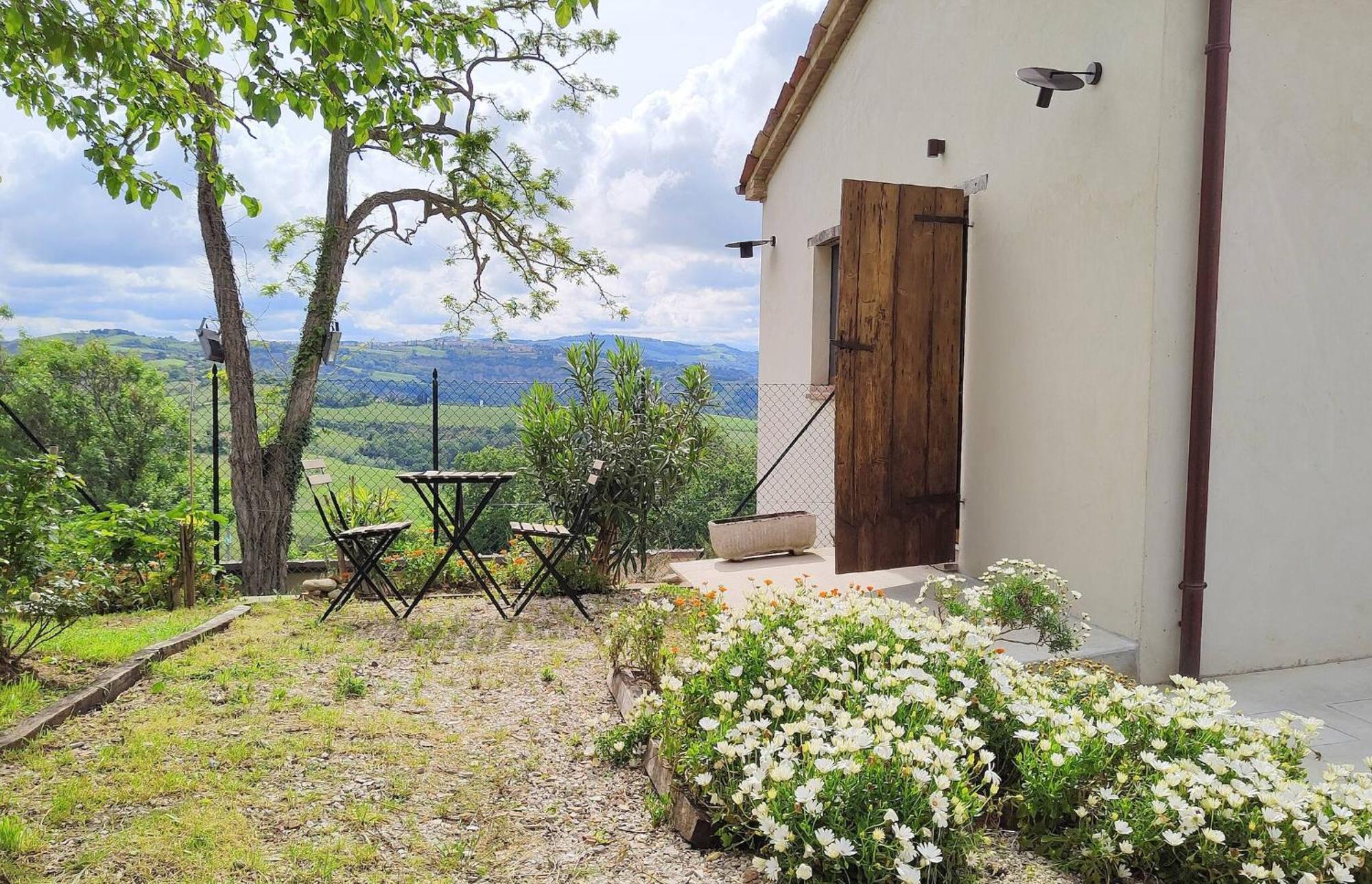 فيلا Borgo Calbianco - Private House With Pool & Airco Cerreto Castello المظهر الخارجي الصورة