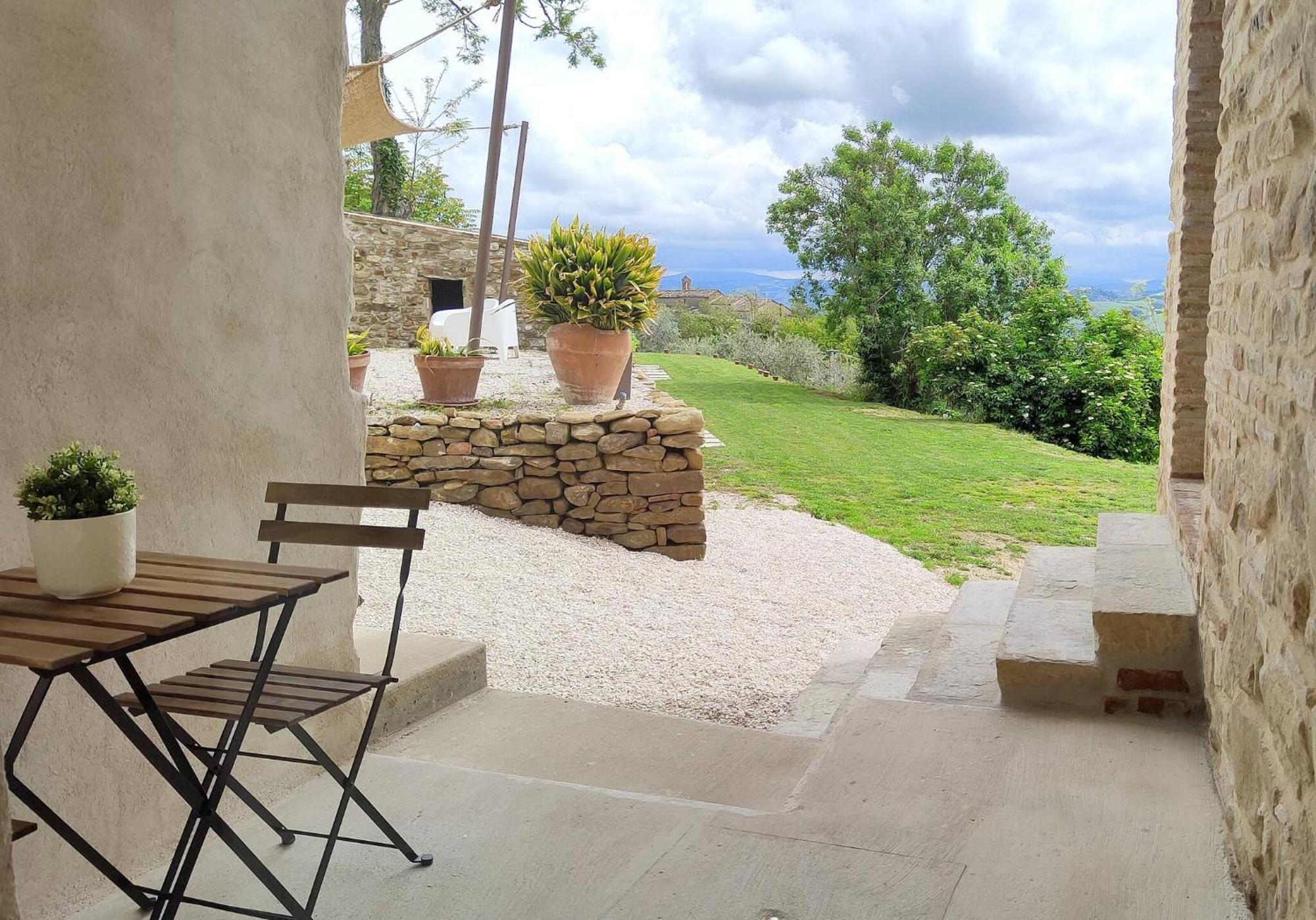 فيلا Borgo Calbianco - Private House With Pool & Airco Cerreto Castello المظهر الخارجي الصورة