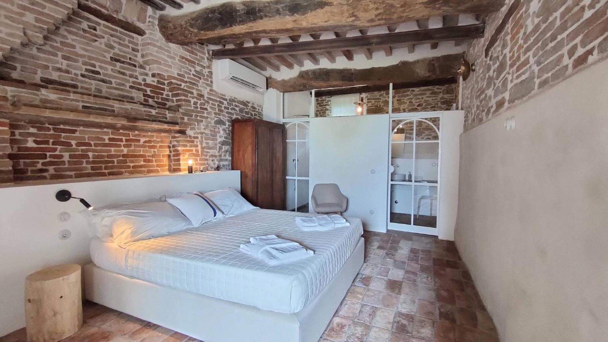 فيلا Borgo Calbianco - Private House With Pool & Airco Cerreto Castello المظهر الخارجي الصورة