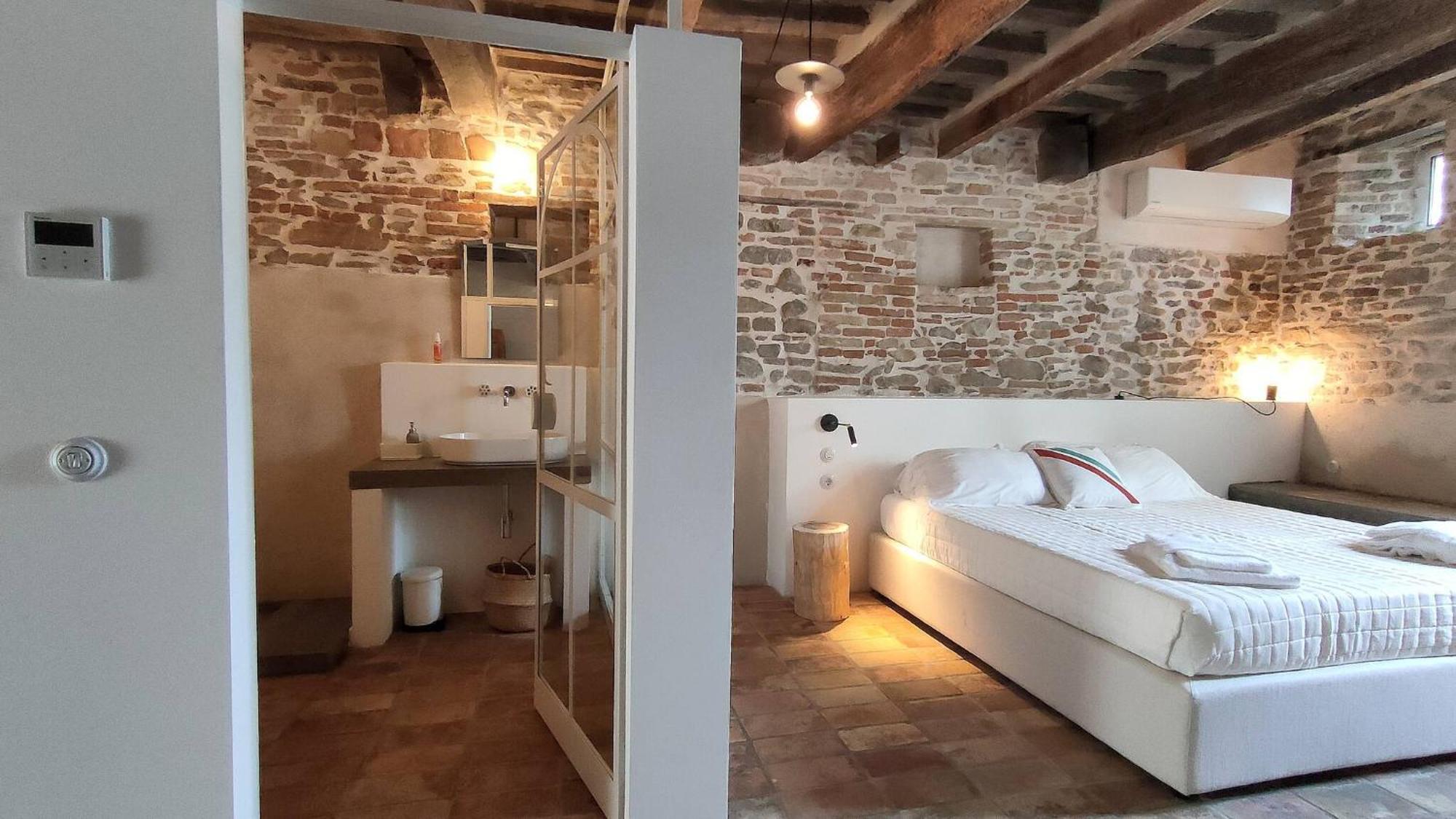 فيلا Borgo Calbianco - Private House With Pool & Airco Cerreto Castello المظهر الخارجي الصورة