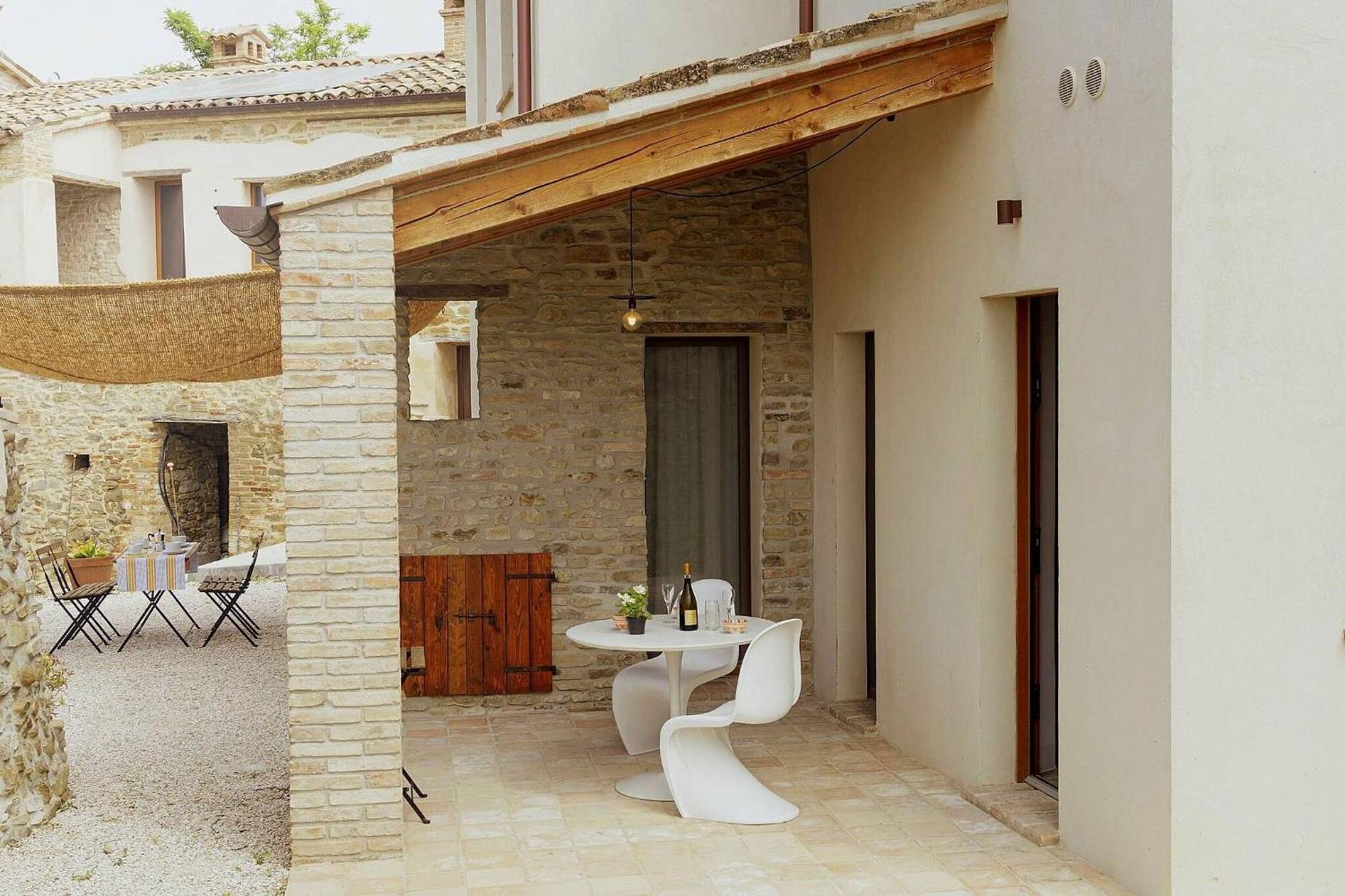 فيلا Borgo Calbianco - Private House With Pool & Airco Cerreto Castello المظهر الخارجي الصورة