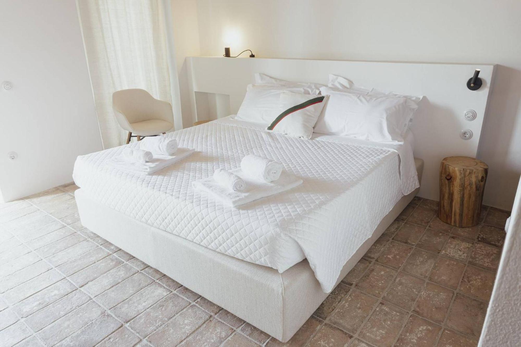 فيلا Borgo Calbianco - Private House With Pool & Airco Cerreto Castello المظهر الخارجي الصورة